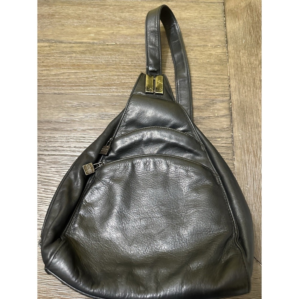 Perlina‎ Black Leather Shoulder Bag Handbag Vintage